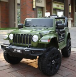 Дитячий електромобіль JEEP LT 4x4 зелений PlayHouse (Польща)