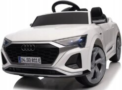 Дитячий електромобіль AUDI SQ8 4x4 12В PlayHouse білий (Польща)